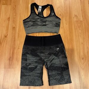 Gymshark Adapt Sports Bra & Shorts Set- Black Triangle